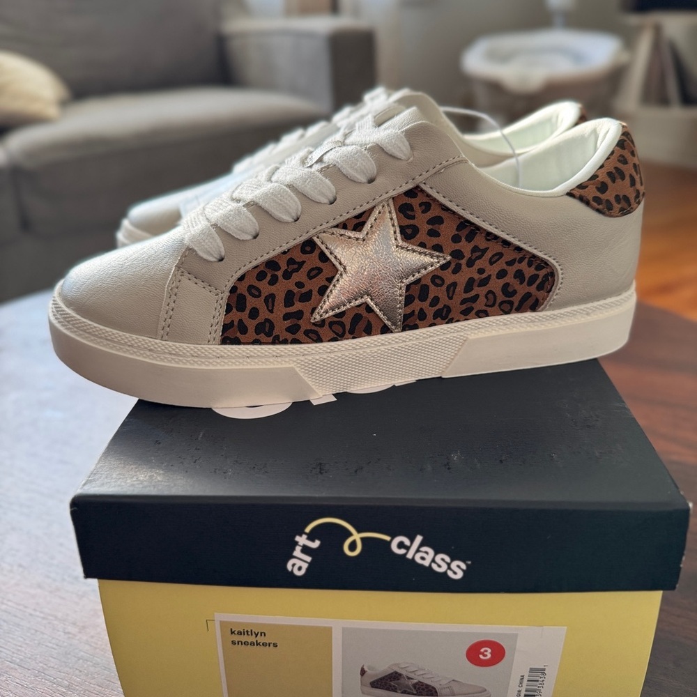 Kids' Kaitlyn Court Sneakers - art class™ Brown  3